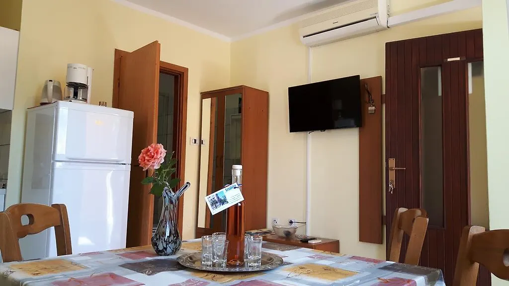 Apartment Krizanovic Malinska