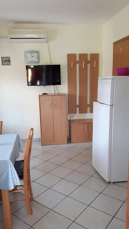 Apartment Krizanovic Malinska